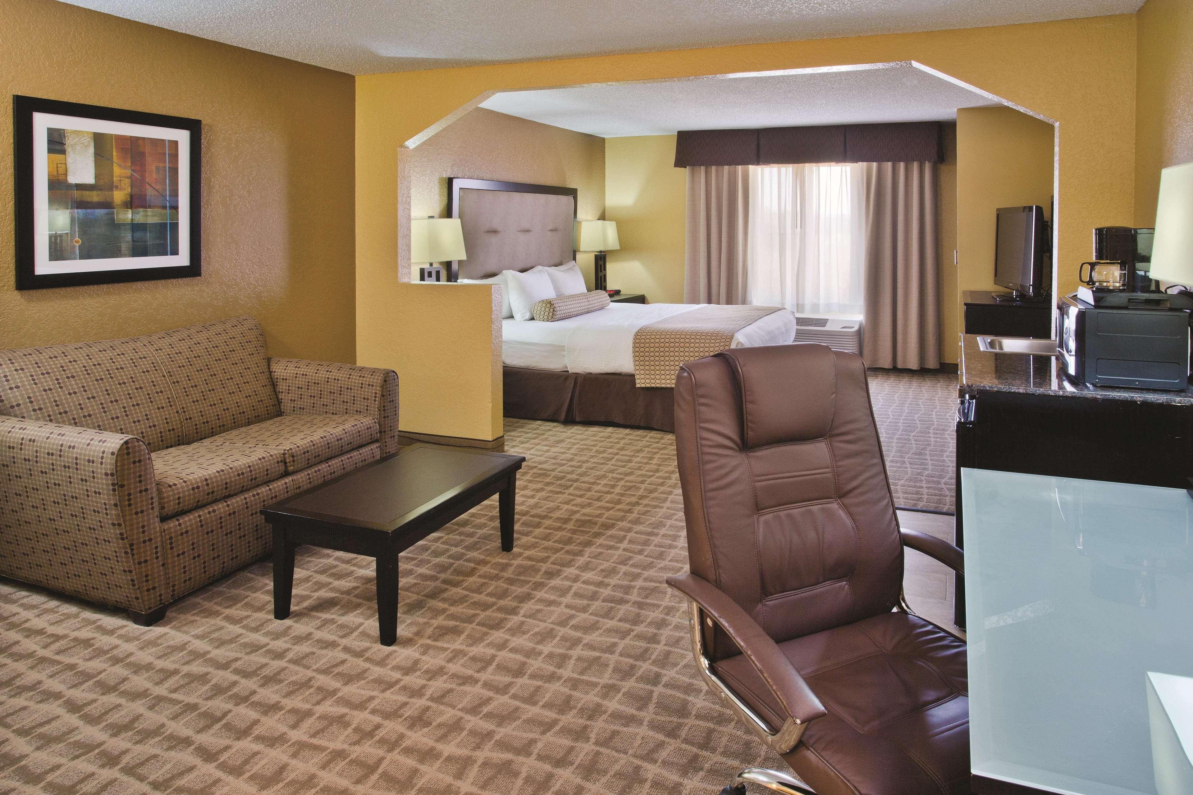 La Quinta By Wyndham Hot Springs Hotel Eksteriør billede