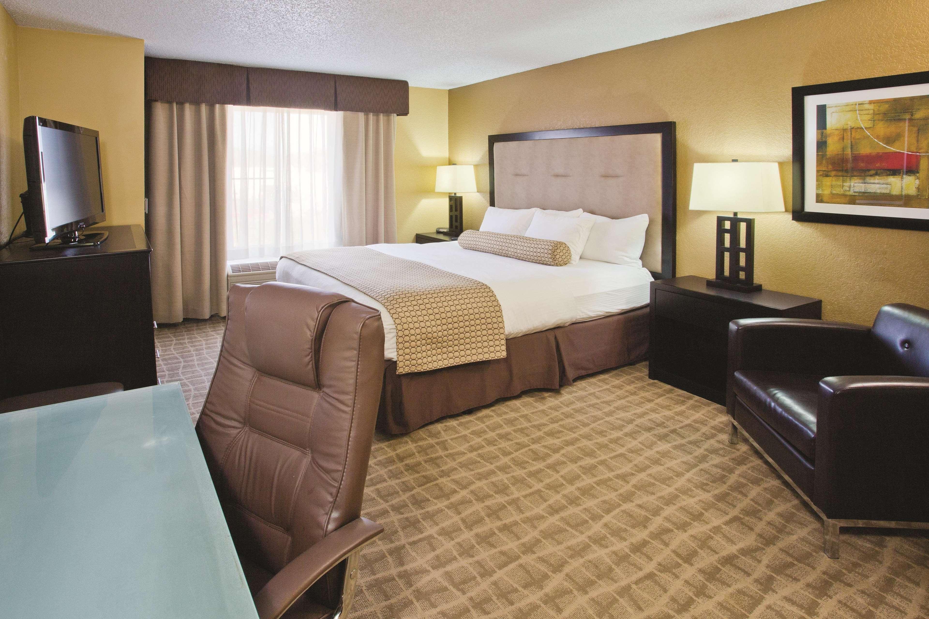 La Quinta By Wyndham Hot Springs Hotel Eksteriør billede