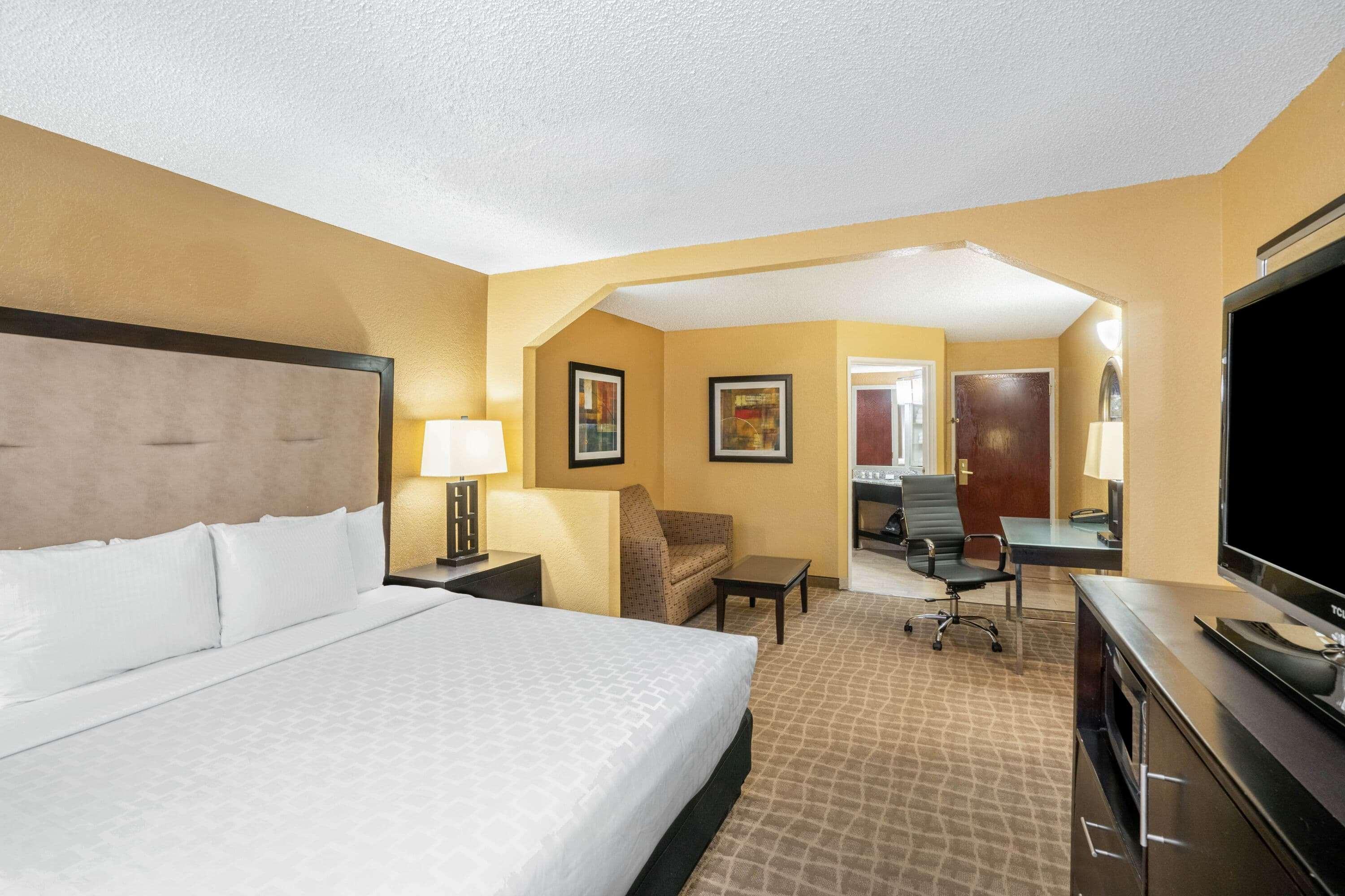 La Quinta By Wyndham Hot Springs Hotel Eksteriør billede