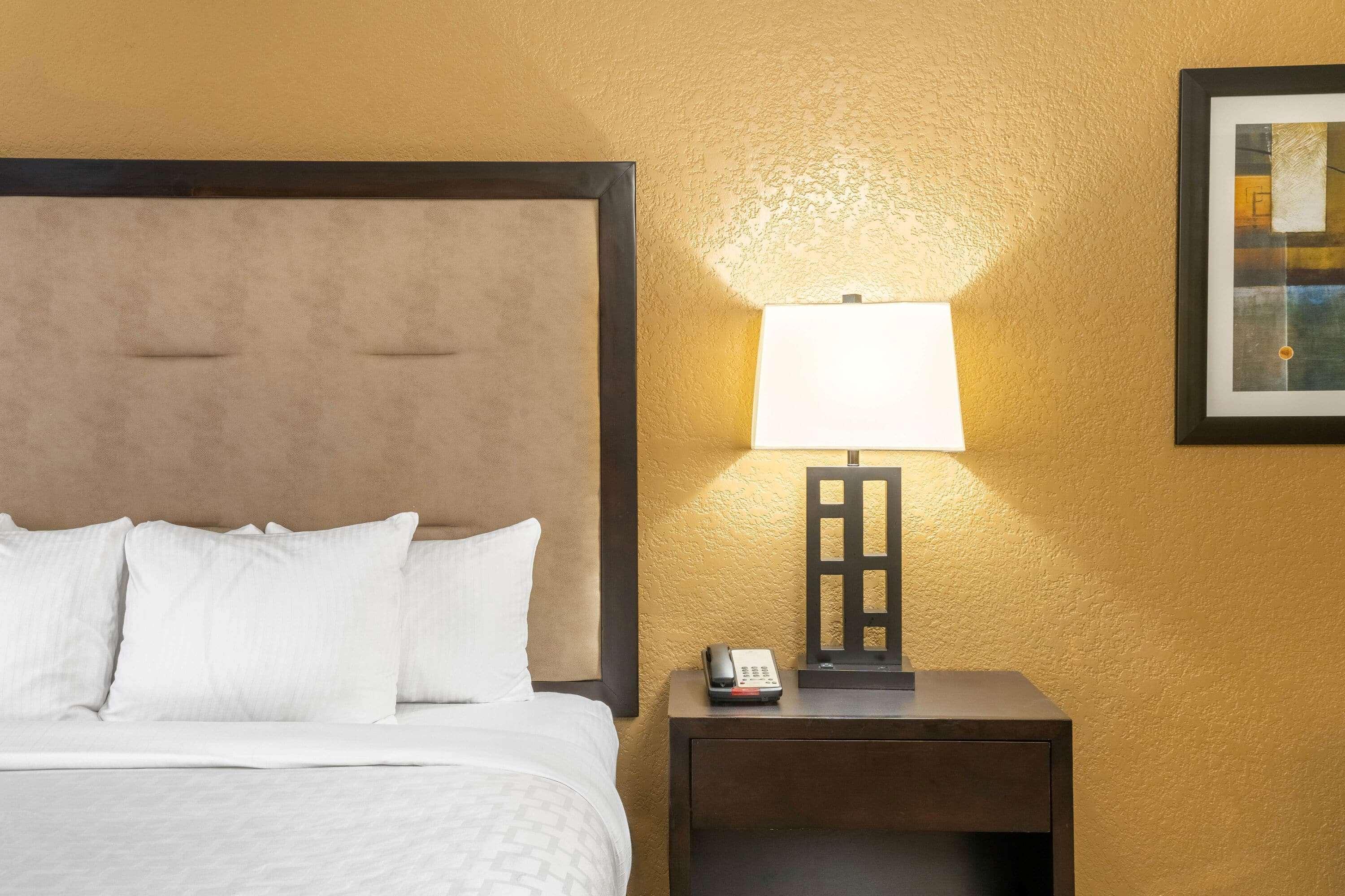 La Quinta By Wyndham Hot Springs Hotel Eksteriør billede